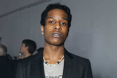Manajer A $ AP Rocky Menelepon Penjara Swedia Tempat Rapper Diadakan 'Tidak Manusiawi' Dan 'Mengerikan'