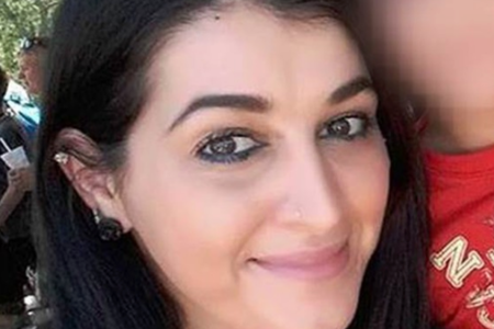 Manželka pulzného ozbrojenca Noor Salman sa zbavila pomoci pri jeho masakre