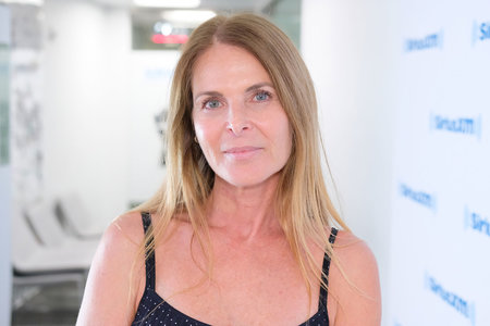Catherine Oxenberg G.