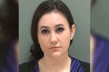 Etelä-Carolinan lukion opettaja syytetään toistuvasta seksistä 16-vuotiaan opiskelijan kanssa