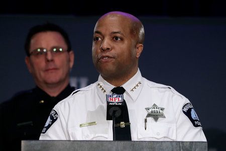 Minneapolise nõukogu lubab politseiosakonna laiali võtta