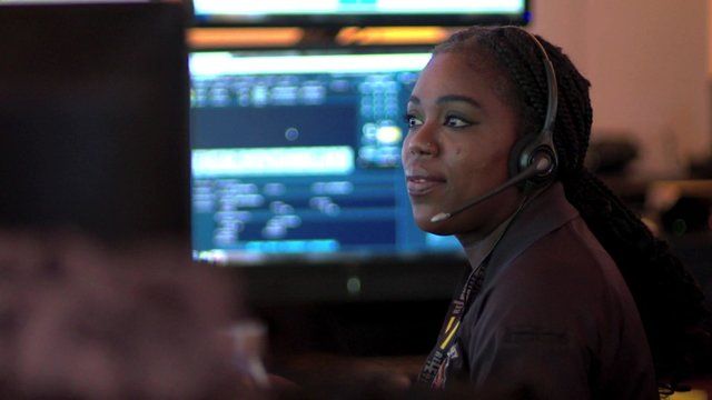 'Eu apenas gosto de ajudar as pessoas' - Conheça os despachantes do novo show da Iogeneration '911 Crisis Center'