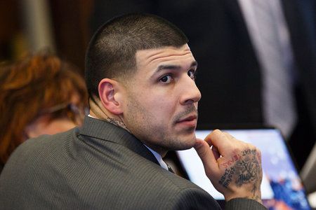 'Vi plejede at skrive breve': Ex-fange hævder, at han var Aaron Hernandez' elsker i nyt interview