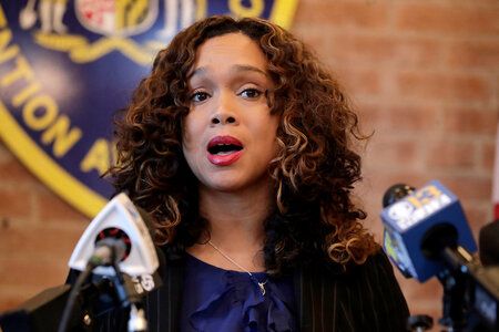 Štátna zástupkyňa štátu Baltimore Marilyn Mosbyová obvinená z krivej výpovede a hypotekárneho klamstva