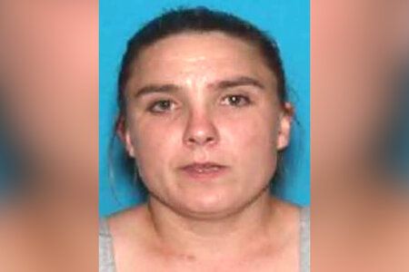 Kvinde anholdt for mord på kæresten, der døde efter angiveligt at have navngivet hende som skydemand