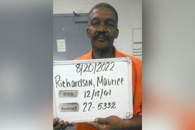 Selebaran polisi dari Maurice Richardson
