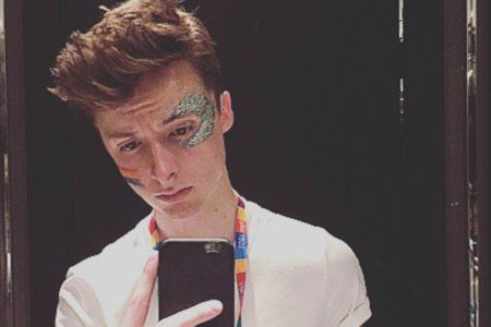 Remaja yang Mengaku Bersalah Karena Memukul Aktivis LGBT di London Tidak Akan Mendapat Penjara